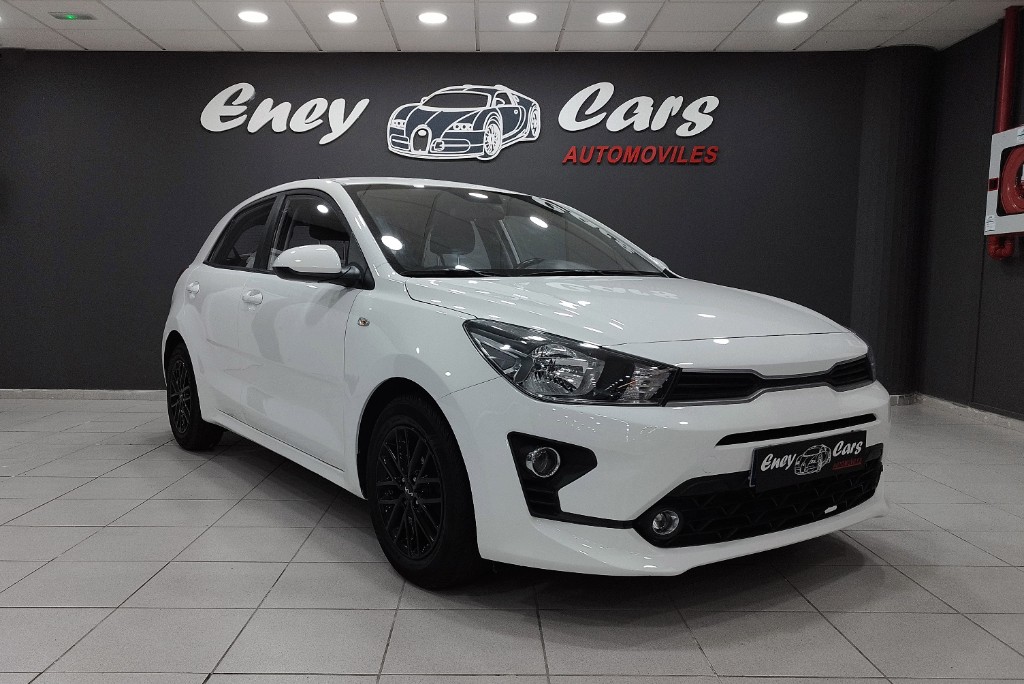 ---- KIA RIO 1.2 DPI DRIVE 84CV ---- DESDE 193€ AL MES