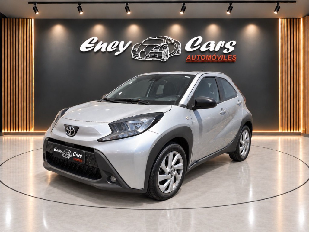 ---- AYGO X CROSS VVTI 72CV ---- 