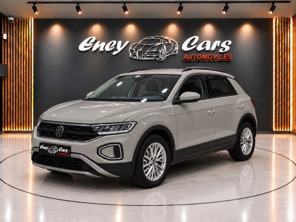 ---- VOLKSWAGEN T-ROC 1.0TSI 110cv ----